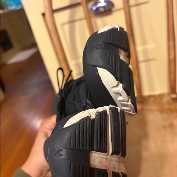 On Running women Black and White Athletic Shoes - Picture 11 of 16